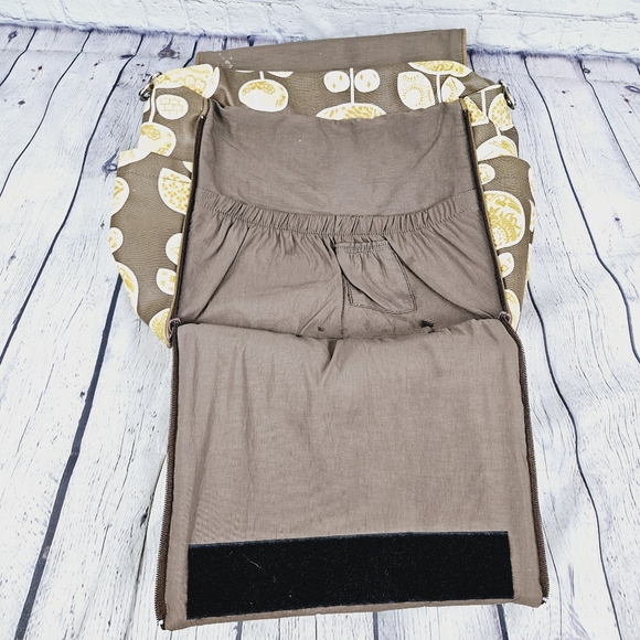 PETUNIA PICKLE BOTTOM | crossbody diaper bag - Picture 13 of 16